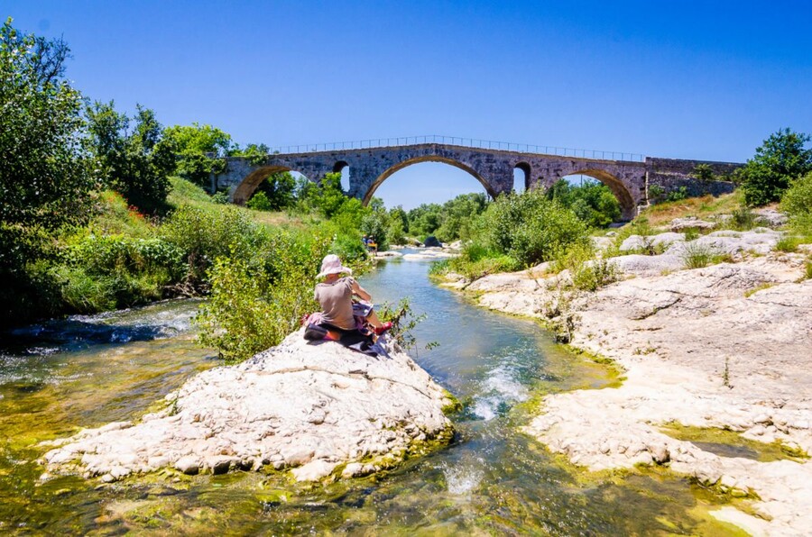 Pont Julien