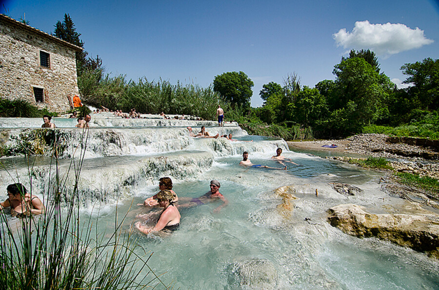 Saturnia