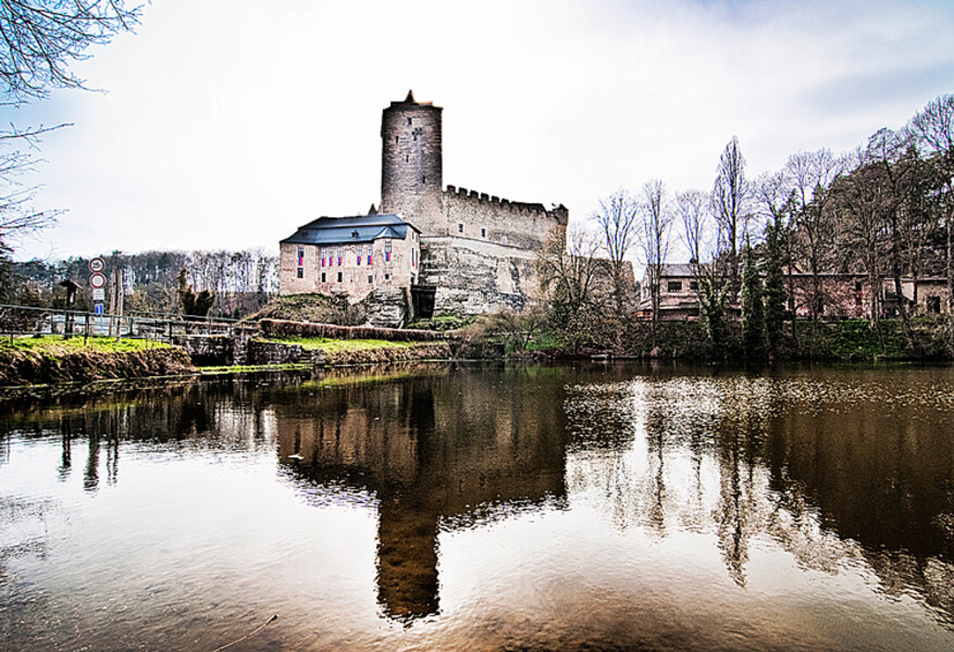 hrad Kost