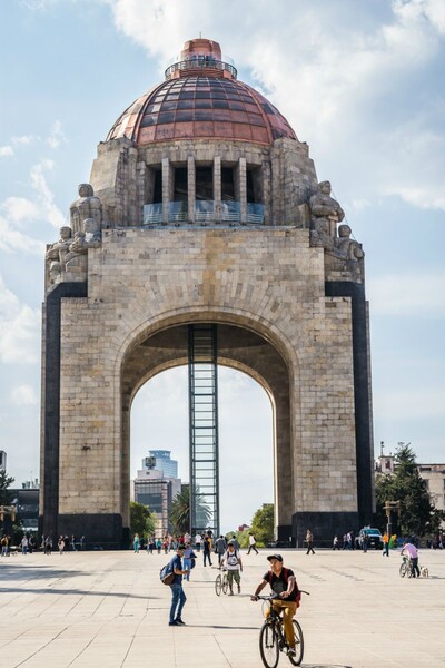 Monumento a la Revolución