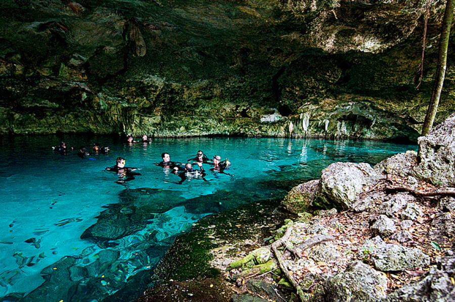Cenotes Dos Ojos