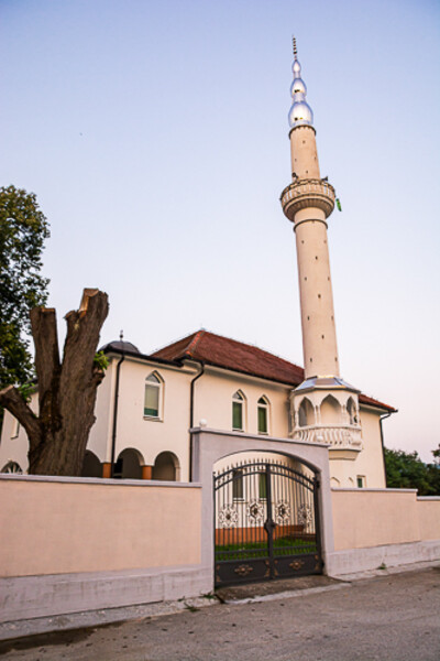 Balkan-2019-07-30-Rozaje-Srebrenica_197-Dzamija-Dobrak
