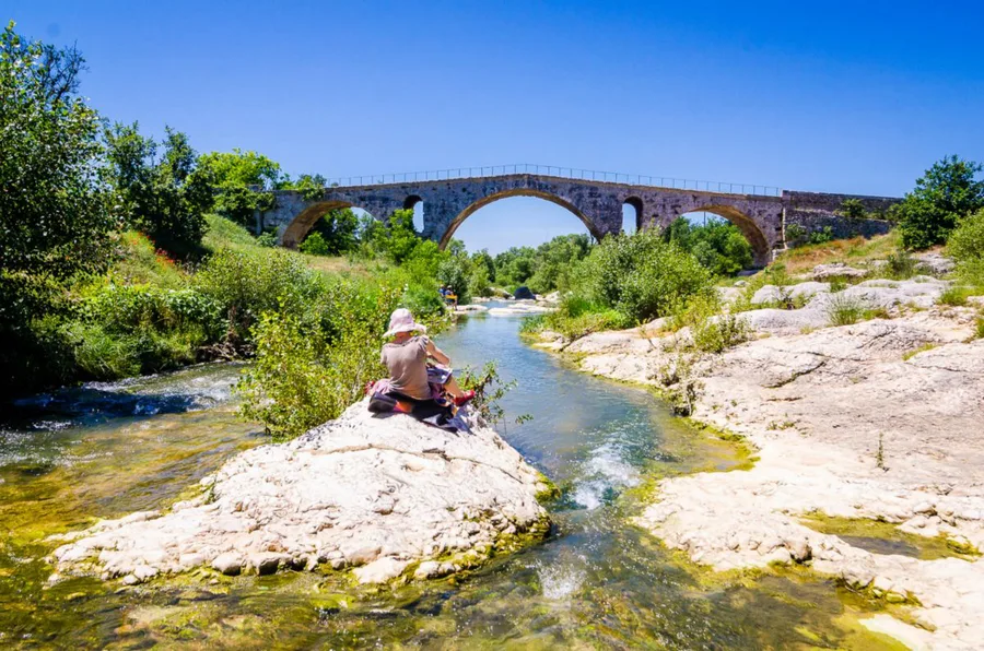 Pont Julien