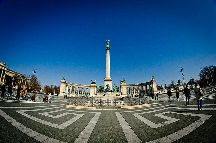 Budapešť